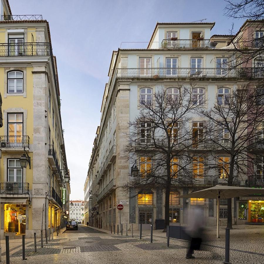 Quarto Com Varanda Na Rua Dos Douradores Lissabon Buitenkant foto